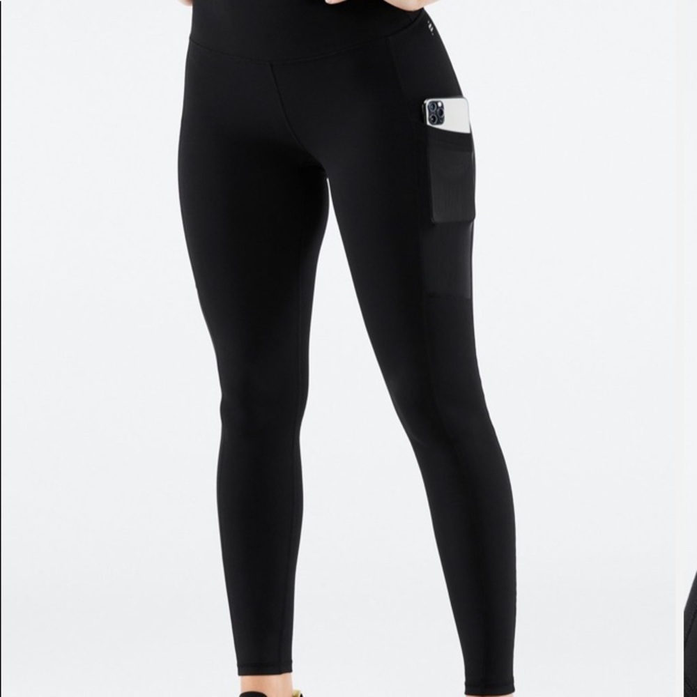 Fabletics | Mila High-Waisted Pocket Leggings Ankle